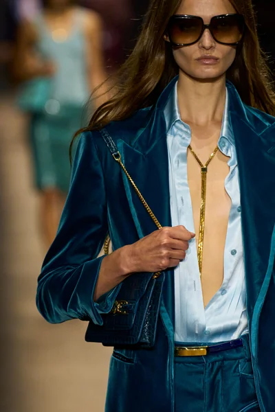 Look 87